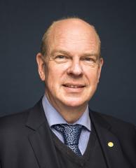 Dr Arie Barendregt